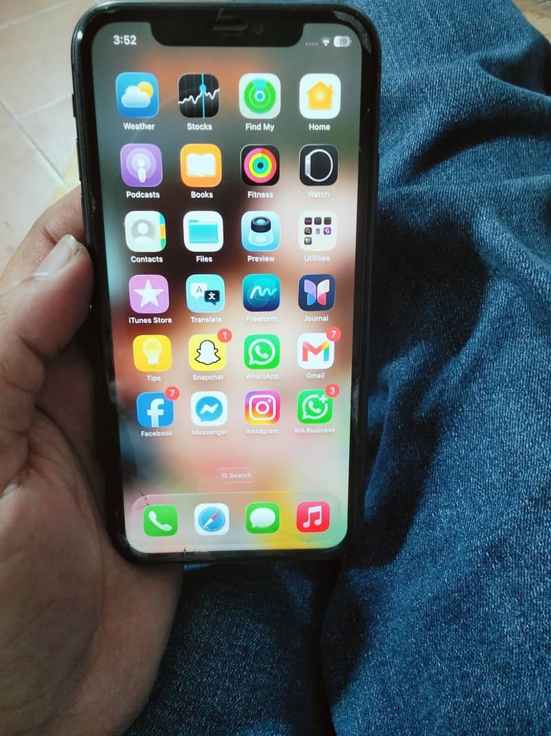 Apple iPhone 11 5