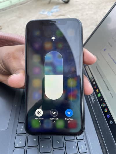 Apple iPhone 11 Jv 64gb battery health 82