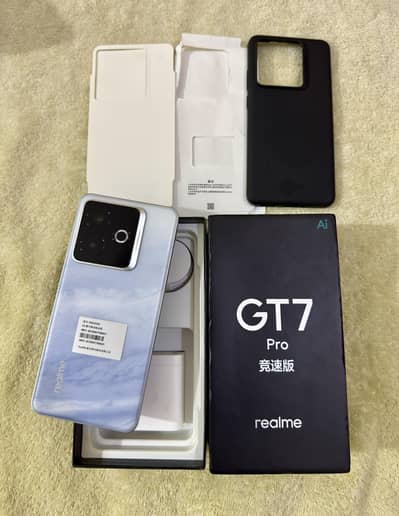 Realme GT 7 Pro Racing Complete Box