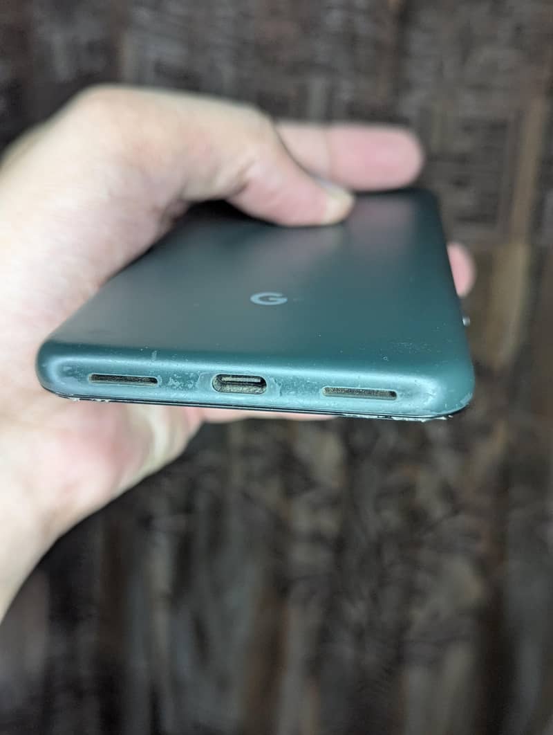 Google Pixel 5a 4