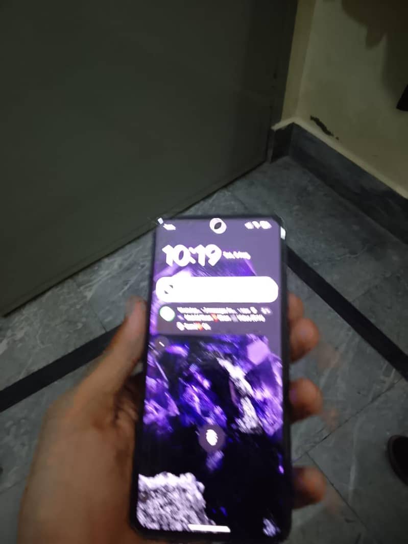Google Pixel 8 4