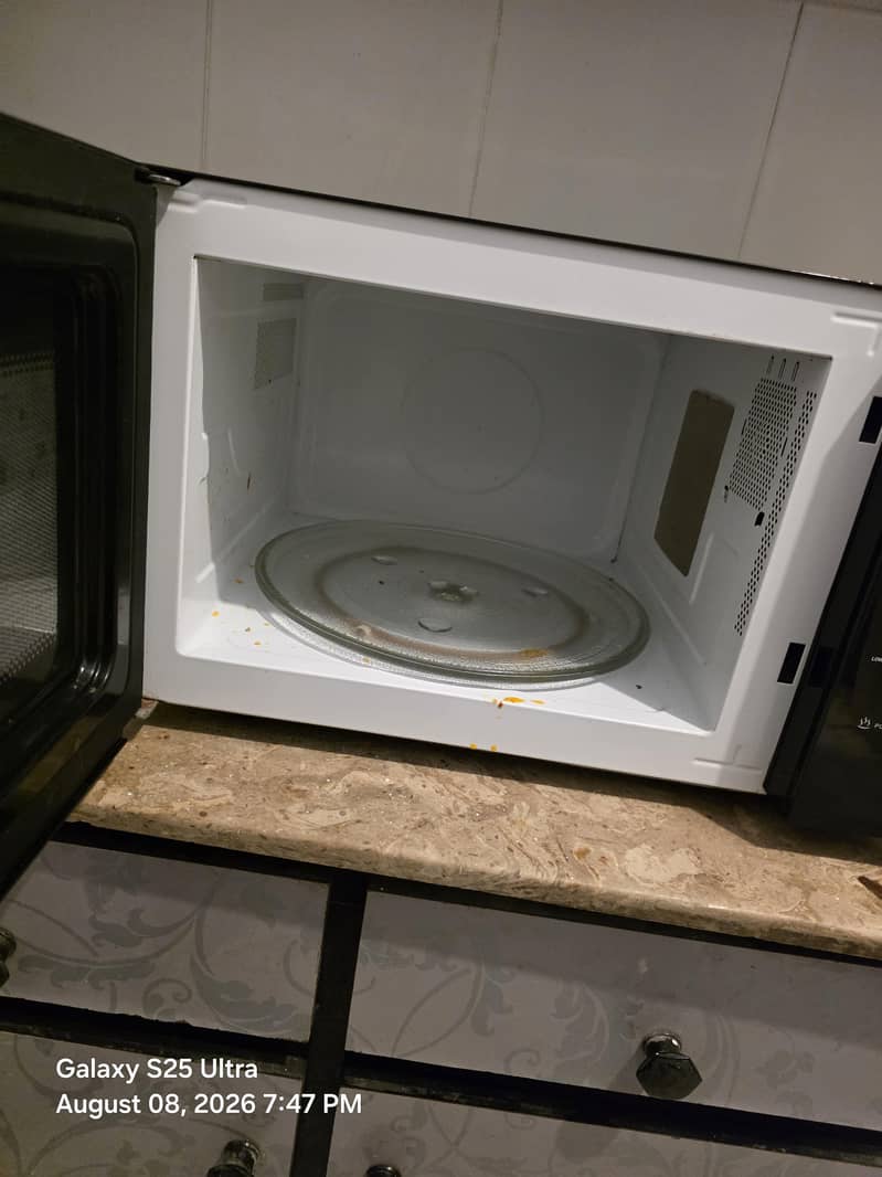 Haier Microwave 3