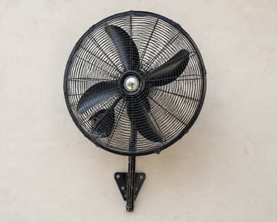 Pak Punjab 24 Inch Copper Winding High Speed Bracket Fan – Used