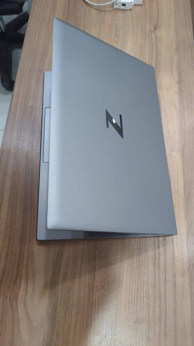 HP Zbook firefly 14 G7