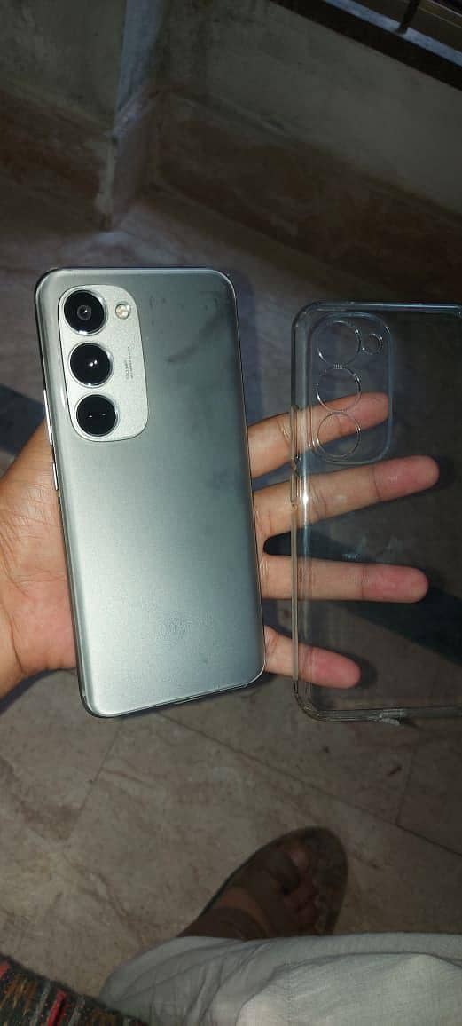 Tecno 40 pro plus 1