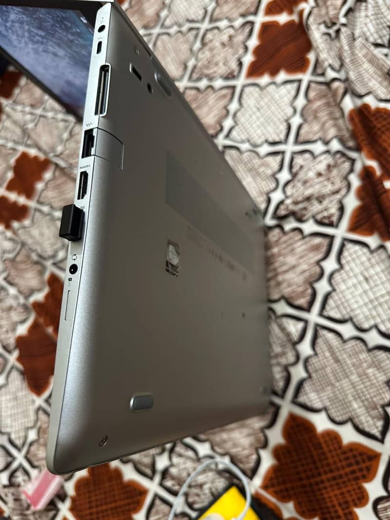 ELITEBOOK 1