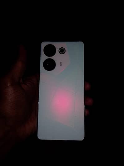 Tecno CAMON 20 8.256gb Dubba charge sath hy All ok hy