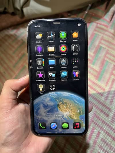 iPhone 11