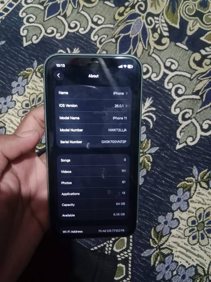 Apple iPhone 11 4