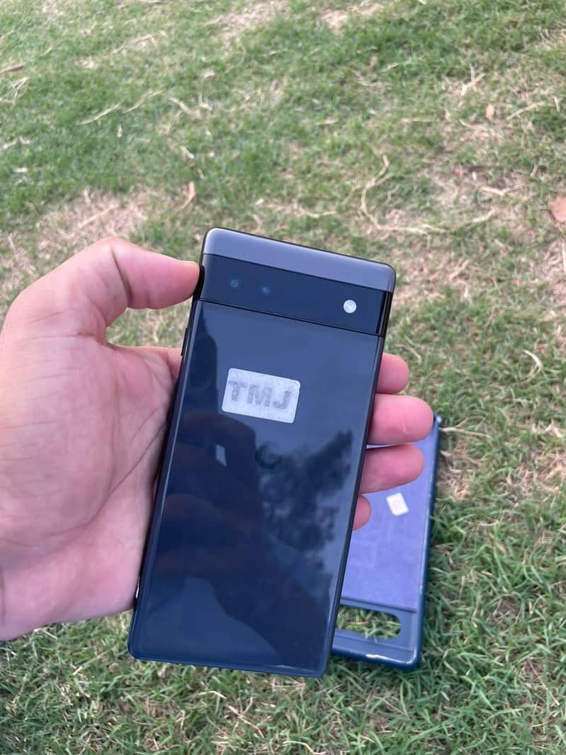 Google Pixel 6a 5