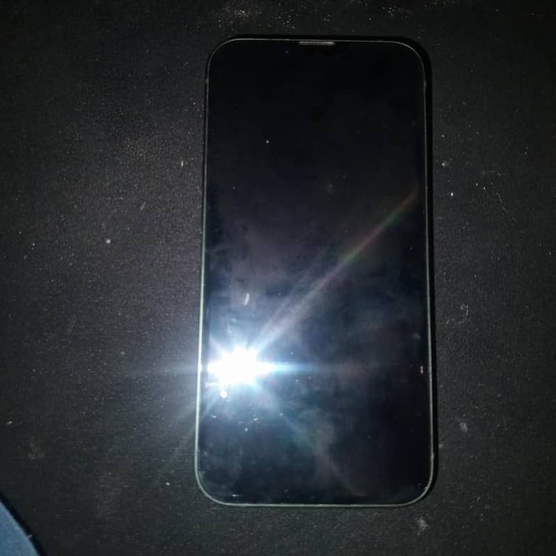 Apple iPhone 13 2