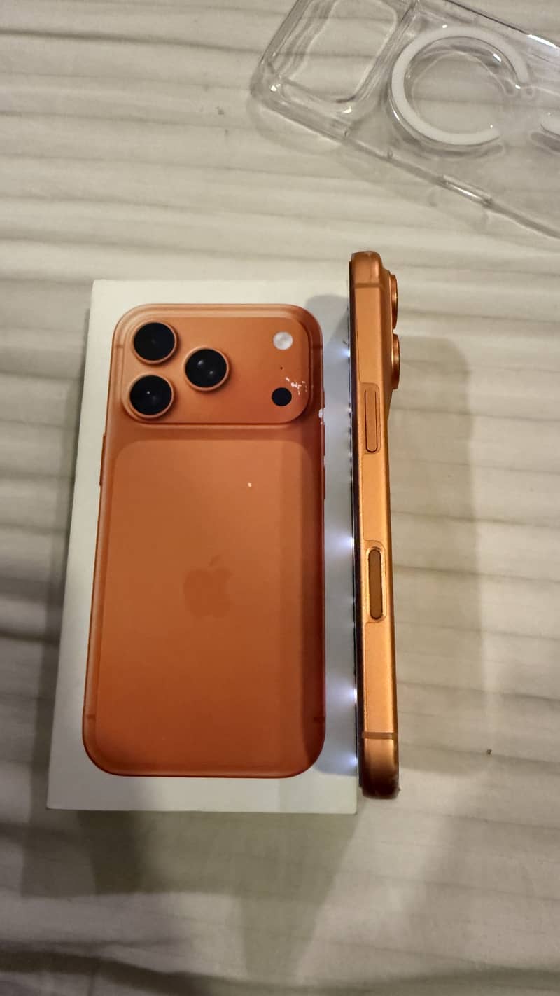 Apple iPhone 17 Pro 1