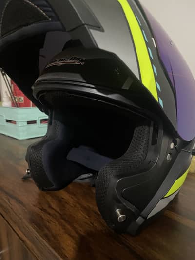 Heavy bike helmet