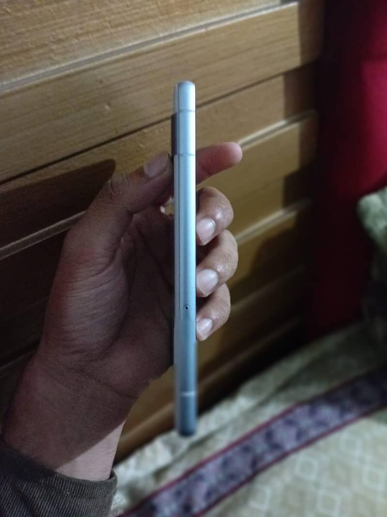 Google Pixel 7a 2