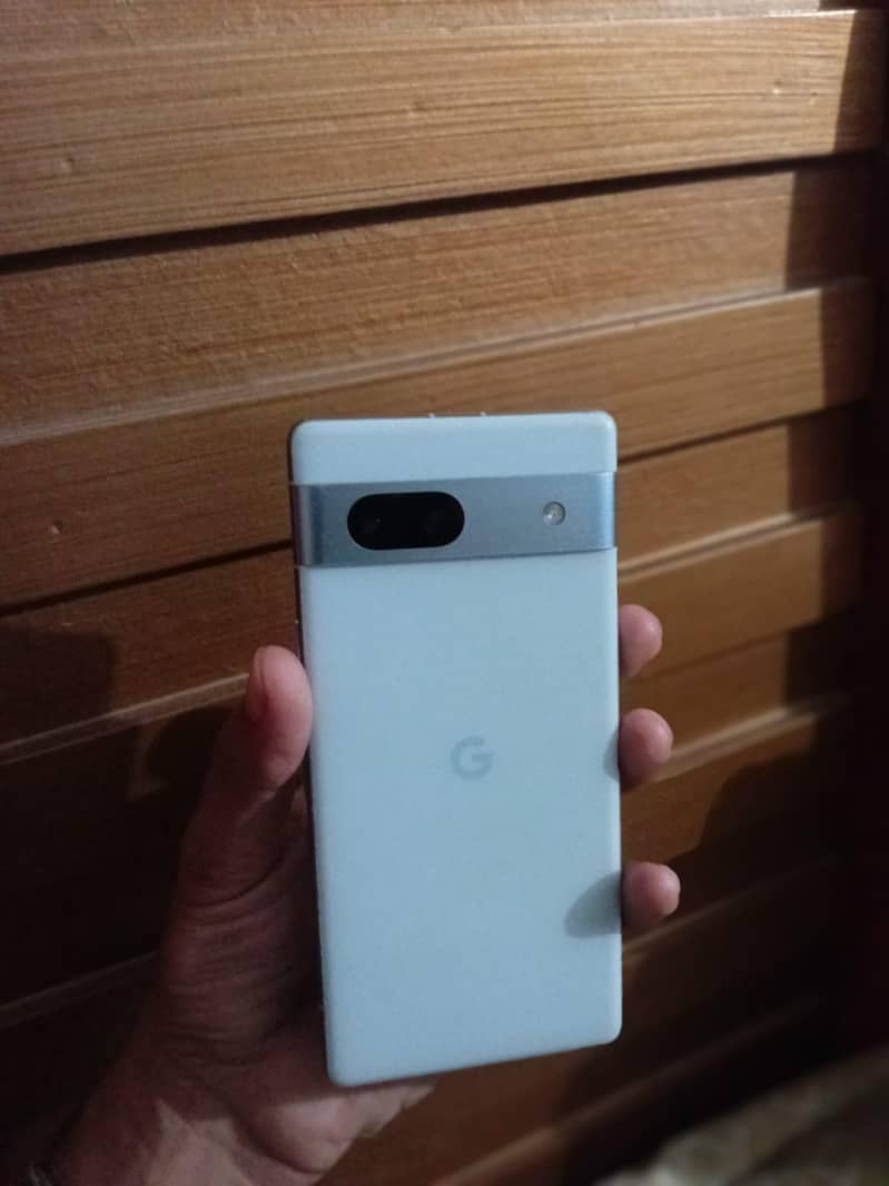 Google Pixel 7a 3