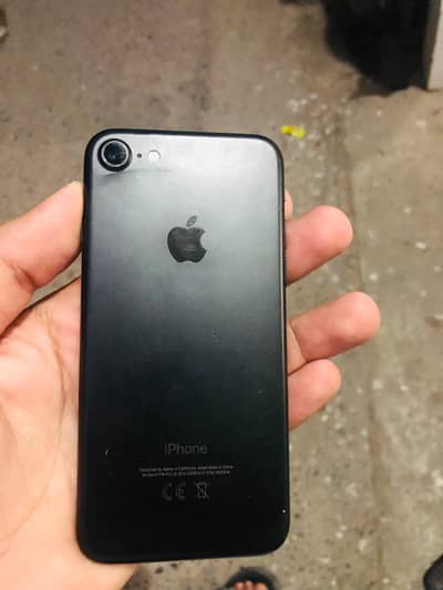 Apple iPhone 7