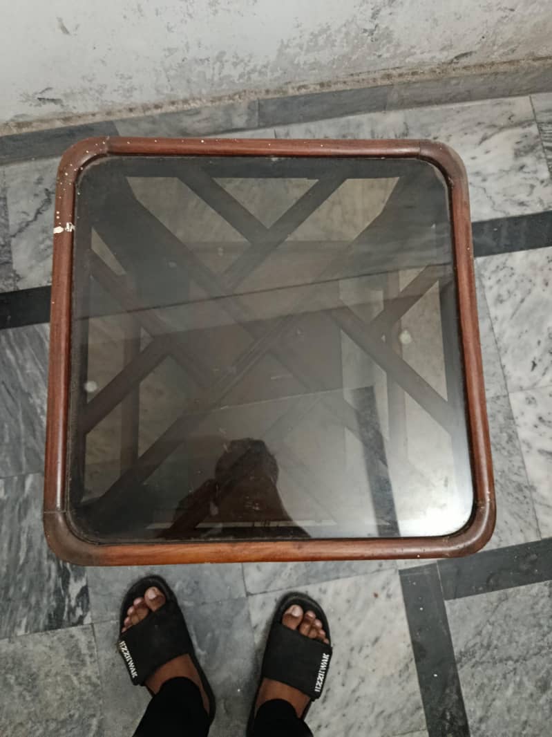 Side Table 0