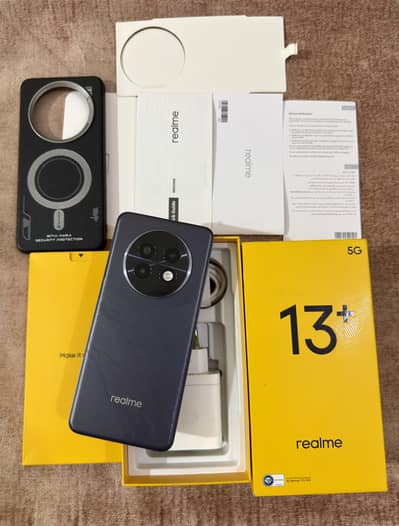 Realme 13 Plus 5G (12gb 256gb) Complete Box