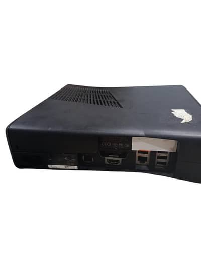 Xbox 360 E 250gb