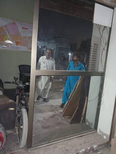 heavy aluminum glass door