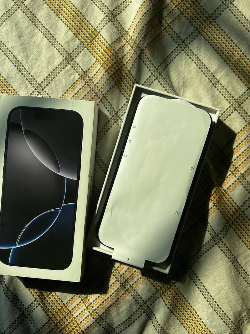 Apple iPhone 16 Pro 5