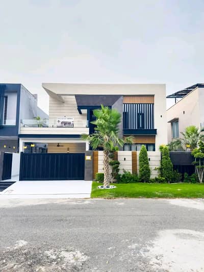 1 Kanal Brand New Luxury Furnished House for Rent in a Prime Location of Bahria Town, Lahore.