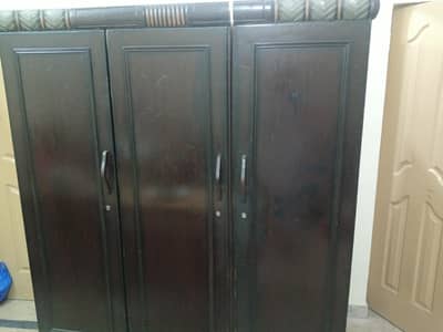 wardrobe urgent sale