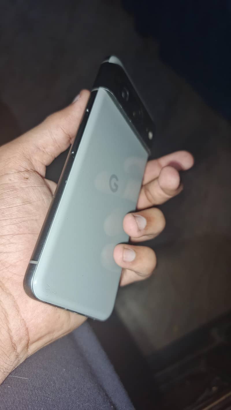 Pixel 8 1