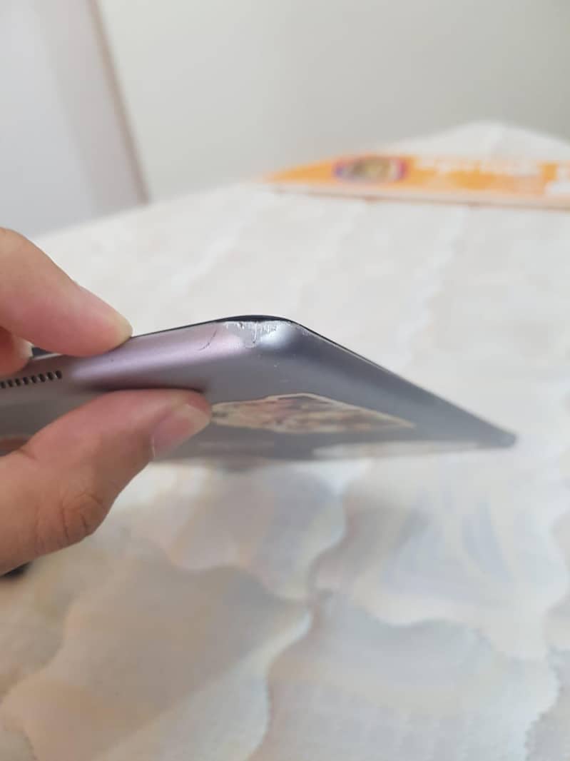 iPad 6 2018 9.7" 3