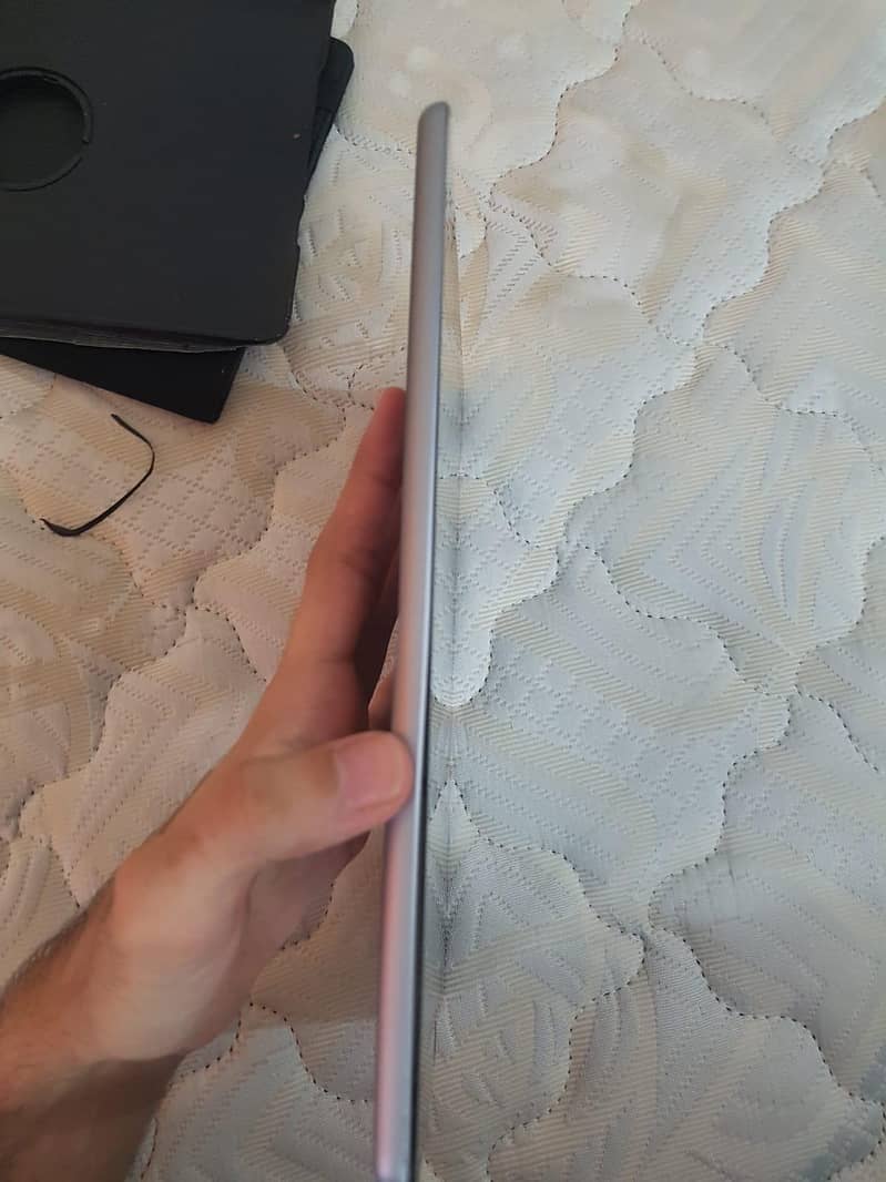iPad 6 2018 9.7" 4