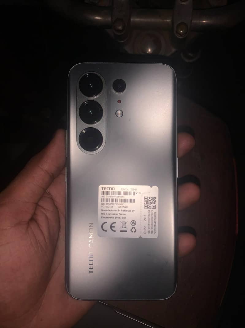 Tecno camon 50 pro 0