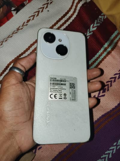 Tecno Spark Go 1