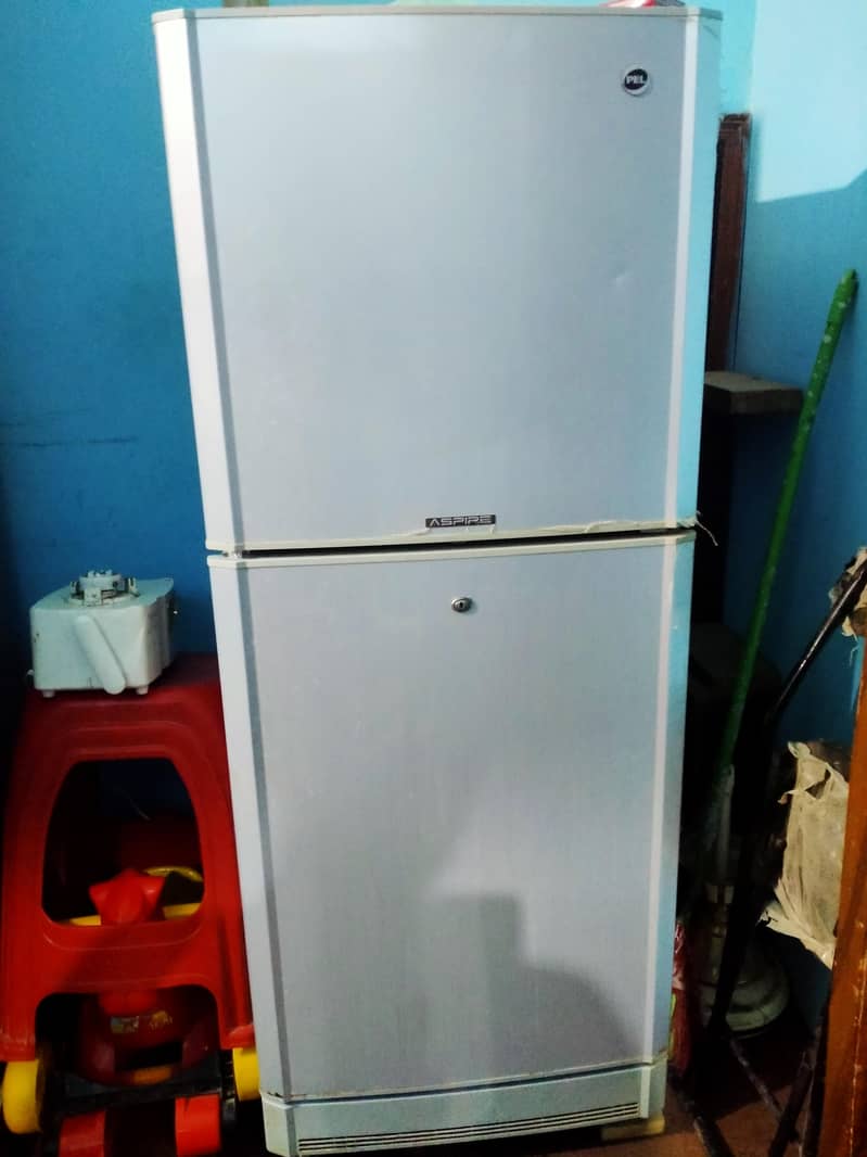 pel Fridge 4