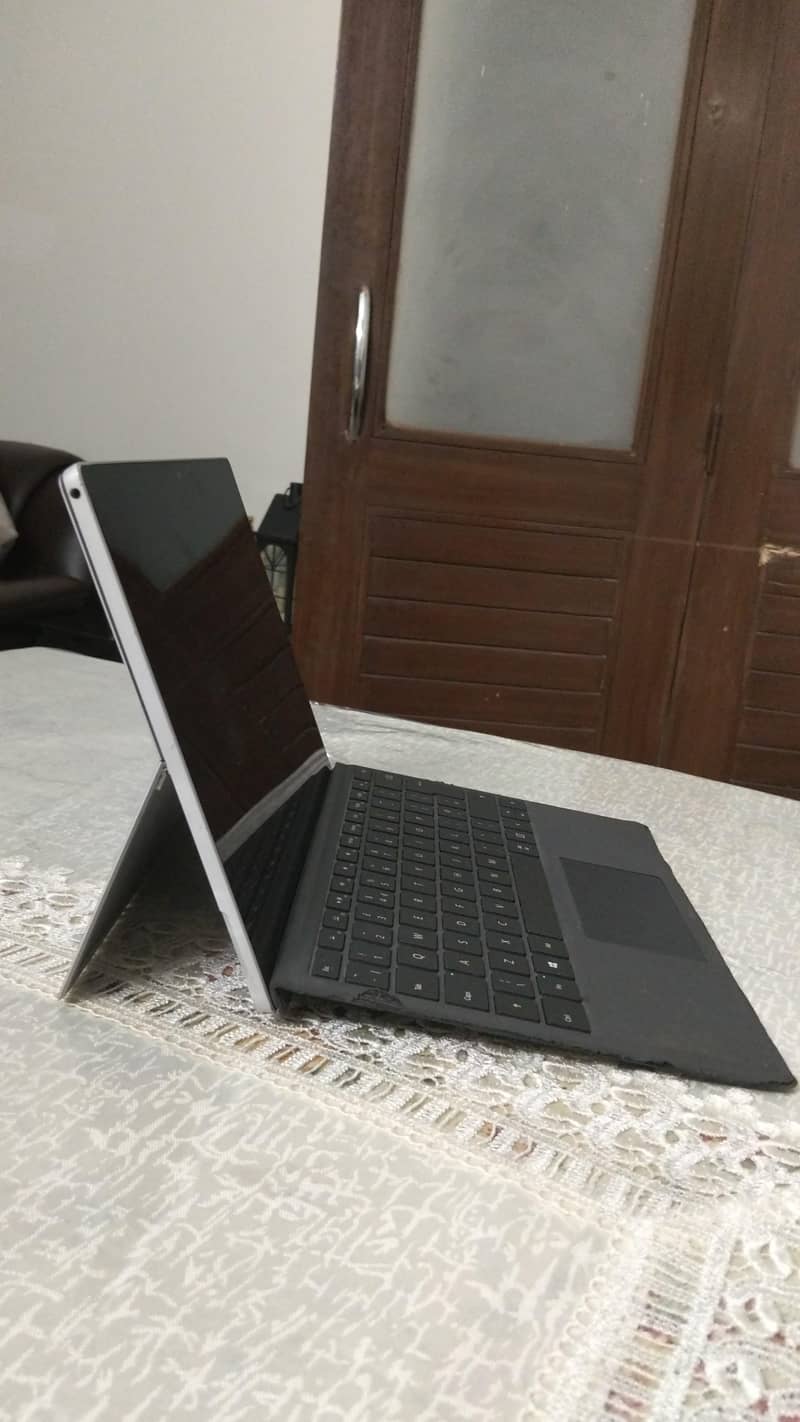MICROSOFT SURFACE PRO 7 1