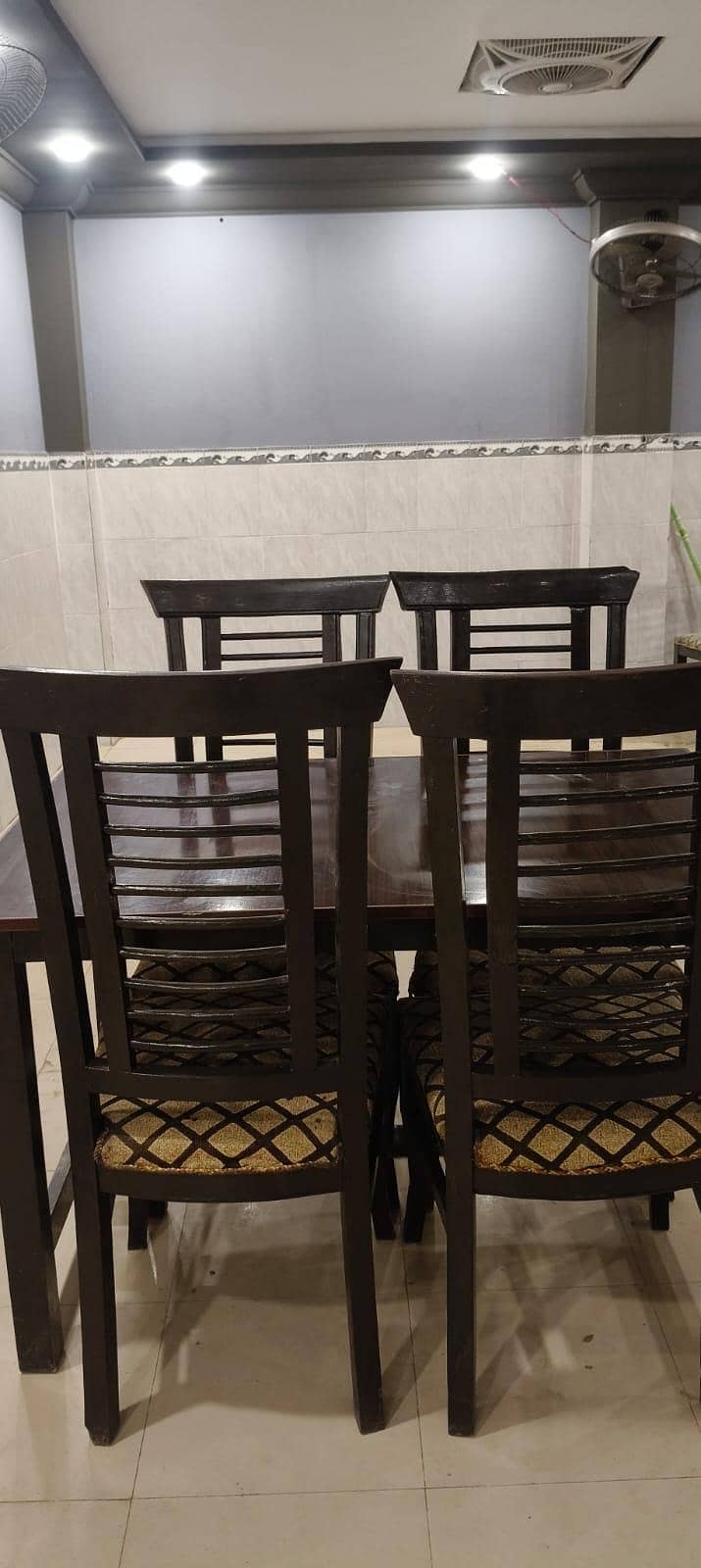 restaurant table and chairs set 1