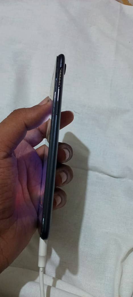 OPPO A83 1