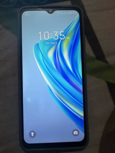 hot 30i  4+4  128 gb