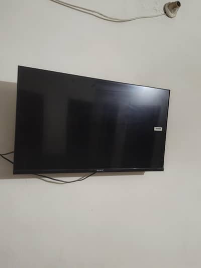 sony bravia 32 inch LCD
