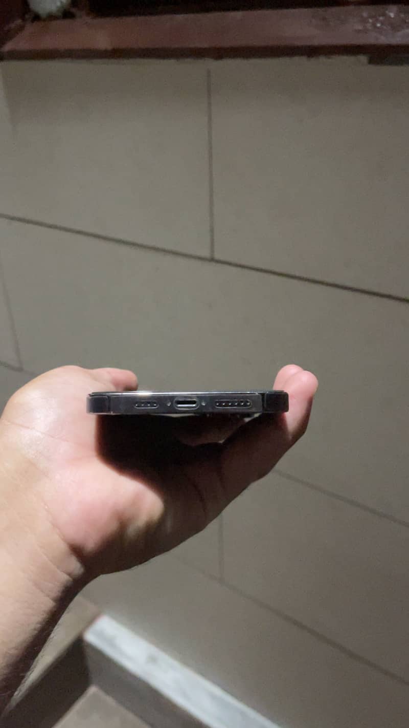 Apple iPhone 14 Pro Max 4