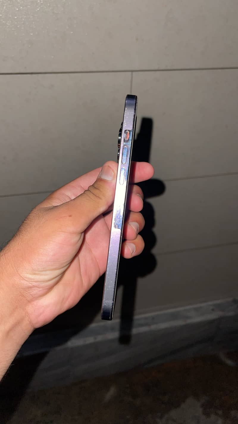 Apple iPhone 14 Pro Max 6