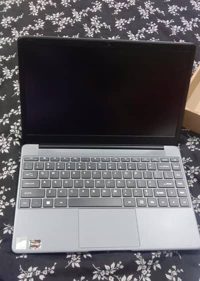 Brand New MECHREVO R14P Ryzen 5 7430U 8GB 256GB SSD
