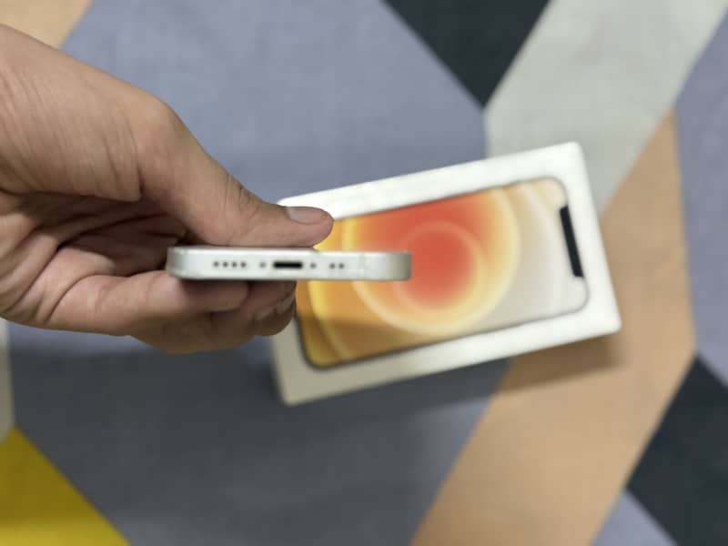 Apple iPhone 12 mini 5
