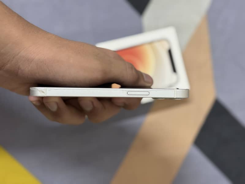 Apple iPhone 12 mini 7