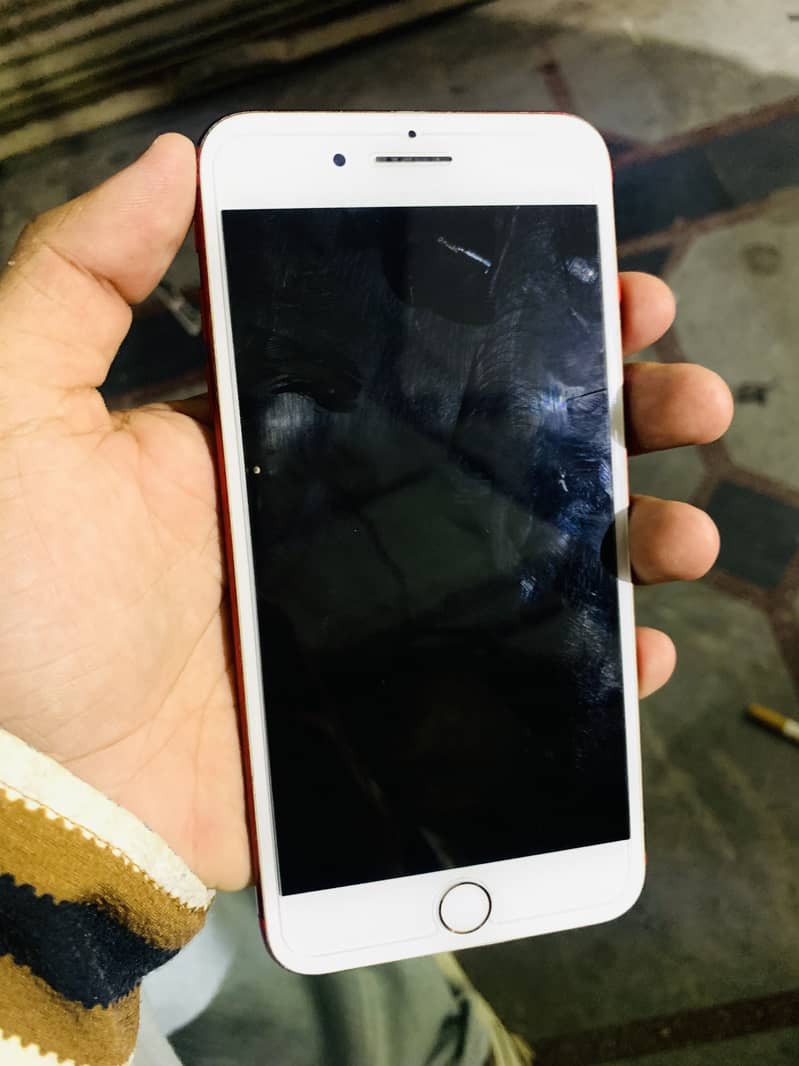 Apple iPhone 7 Plus 2