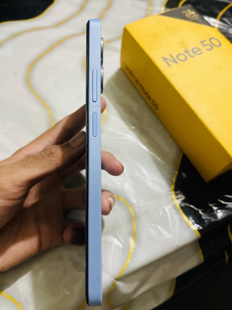 Realme Note 50 4