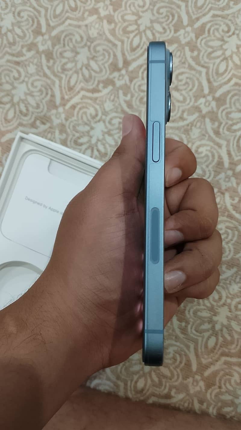 Apple iPhone 14 4