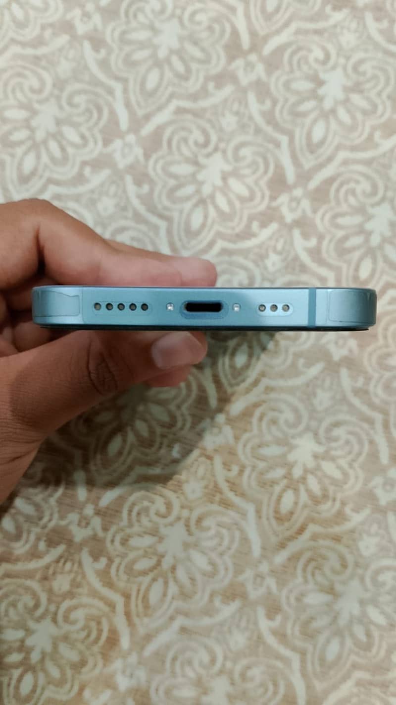 Apple iPhone 14 5