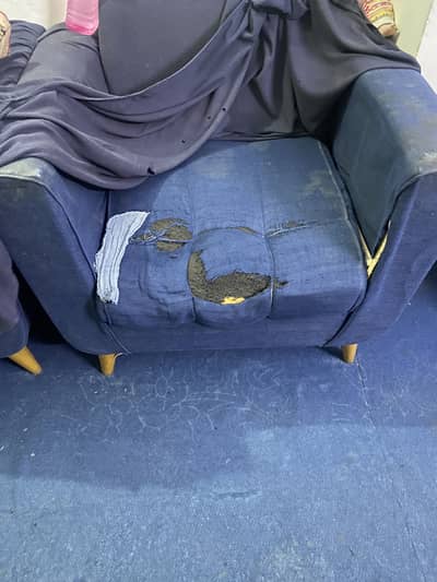 7 seater sofa set hai Sirf foam or kapra change hoga