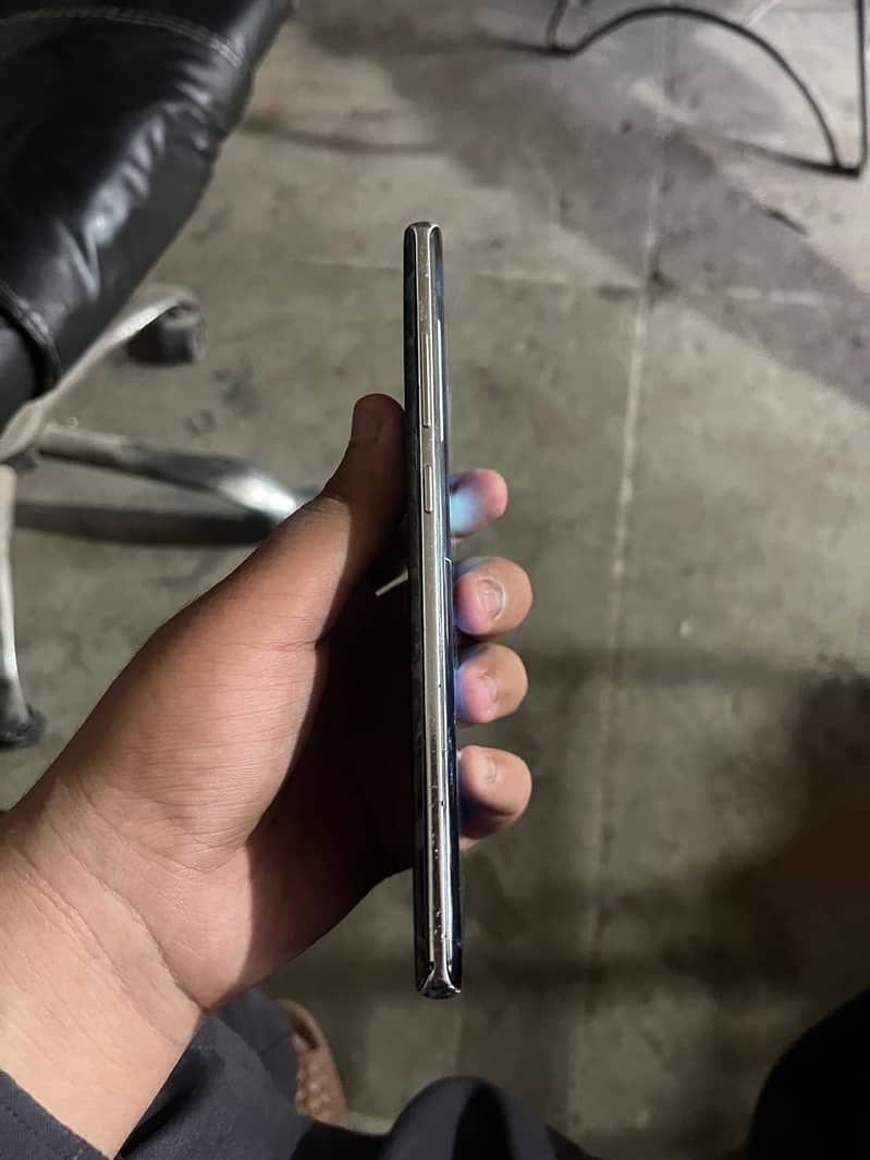 Samsung Mobile Note 8 3