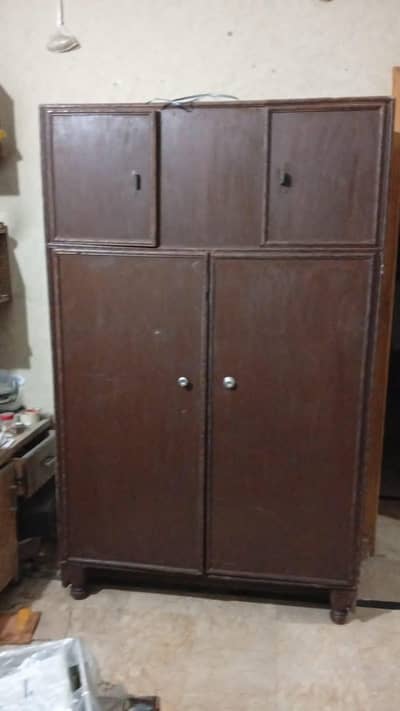 wardrobe